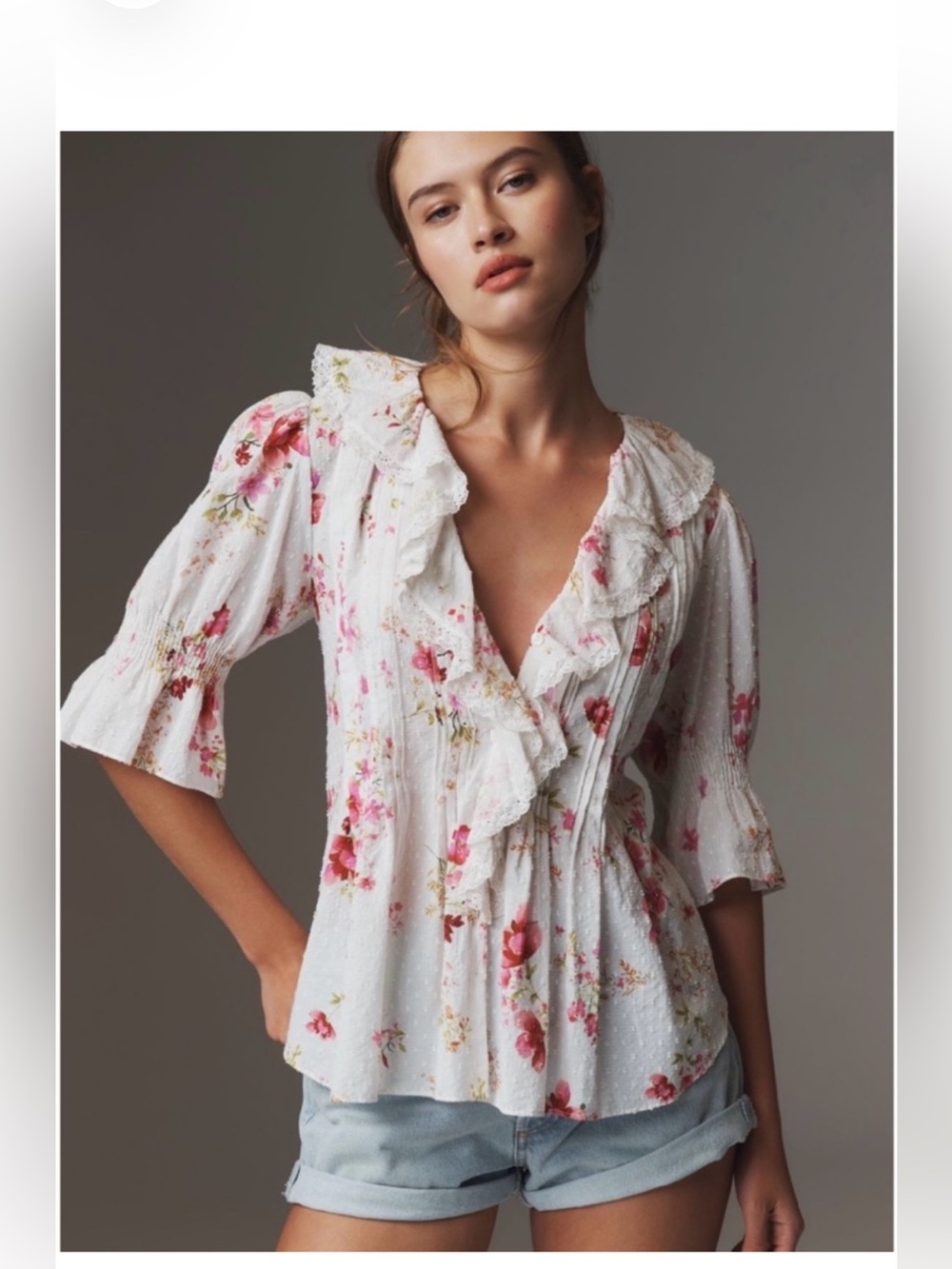 Anthropologie Floral Ruffle V-Neck Blouse in White and Pink size small